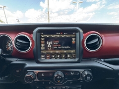 Used 2023  Jeep Gladiator Rubicon 4x4 at Kama'aina Nissan near Hilo&comma; HI