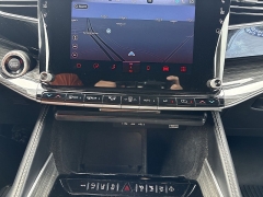 Used 2022  Jeep Wagoneer Series III 4x4 at Kama'aina Nissan near Hilo&comma; HI