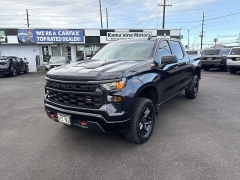 Used 2022  Chevrolet Silverado 1500 4WD Crew Cab 147" Custom Trail Boss at IK Auto Group near Hilo&comma; HI