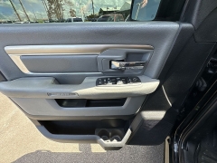 Used 2017  Ram 1500 2WD Crew Cab Big Horn at Kona Nissan near Kailua Kona&comma; HI