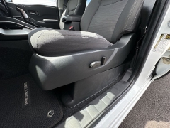 Used 2024  Nissan Frontier Crew Cab 4x2 SV at IK Auto Group near Hilo&comma; HI