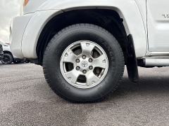 Used 2010  Toyota Tacoma 2WD D-Cab PreRunner Short Bed at Kona Nissan near Kailua Kona&comma; HI