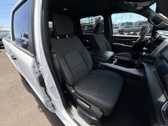Used 2025  Ram 1500 4WD Big Horn Crew Cab 5'7" Box at Kona Nissan near Kailua Kona&comma; HI