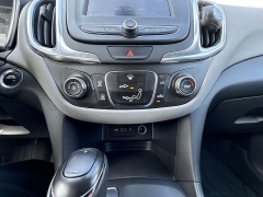Used 2021  Chevrolet Equinox FWD 4dr LS w&sol;1LS at Kona Nissan near Kailua Kona&comma; HI