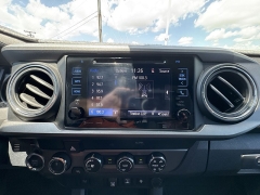 Used 2019  Toyota Tacoma 4WD Double Cab TRD Sport Auto at Kona Nissan near Kailua Kona&comma; HI