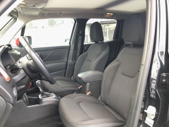 Used 2023  Jeep Renegade Latitude 4x4 at Kama'aina Nissan near Hilo&comma; HI