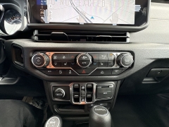 New 2025  Jeep Gladiator Sport S 4x4 at IK Auto Group near Hilo&comma; HI