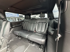 Used 2022  Jeep Wagoneer Series III 4x4 at Kama'aina Nissan near Hilo&comma; HI