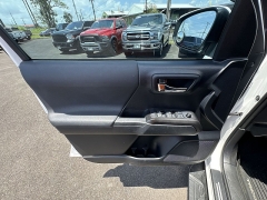 Used 2019  Toyota Tacoma 4WD Double Cab TRD Sport Auto at Kona Nissan near Kailua Kona&comma; HI