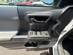 Used 2023  Toyota Tacoma 4WD SR5 Double Cab 5ft Bed V6 AT at Kona Nissan near Kailua Kona&comma; HI