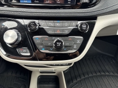 Used 2024  Chrysler Pacifica Touring L FWD at Kama'aina Nissan near Hilo&comma; HI