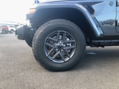 New 2025 Jeep Gladiator Sport S 4x4 at IK Auto Group near Hilo, HI