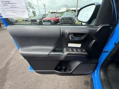 Used 2020  Toyota Tacoma 4WD Double Cab TRD Off-Road Auto at Kona Nissan near Kailua Kona&comma; HI