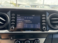 Used 2023  Toyota Tacoma 2WD SR5 Double Cab 5' Bed I4 AT &lpar;Natl&rpar; at IK Auto Group near Hilo&comma; HI