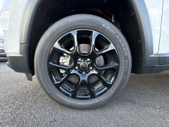 New 2026  Jeep Compass Latitude Altitude 4x4 at IK Auto Group near Hilo&comma; HI