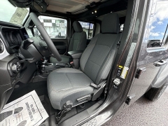New 2026  Jeep Gladiator Sport 4x4 at IK Auto Group near Hilo&comma; HI