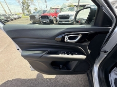 New 2026  Jeep Compass Latitude Altitude 4x4 at IK Auto Group near Hilo&comma; HI