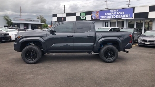 Used 2025  Toyota Tacoma 4WD TRD Sport Double Cab 5ft Bed AT at Kama'aina Nissan near Hilo&comma; HI