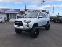 Used 2016  Toyota 4Runner 4d SUV 4WD SR5 at Kama'aina Nissan near Hilo&comma; HI