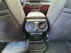 Used 2024  Jeep Wrangler 4xe Rubicon 4x4 at Kama'aina Nissan near Hilo&comma; HI
