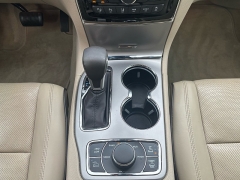 Used 2019  Jeep Grand Cherokee 4d SUV 4WD Overland V8 at Kama'aina Nissan near Hilo&comma; HI