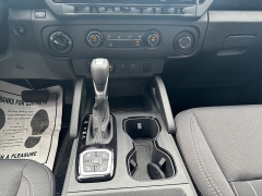 New 2026  Nissan Frontier Crew Cab 4x4 SV at Kama'aina Nissan near Hilo&comma; HI