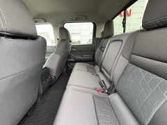 New 2025 Nissan Frontier Crew Cab 4x4 SV at Kama'aina Nissan near Hilo, HI