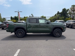 New 2026  Nissan Frontier Crew Cab 4x4 PRO-4X at Kama'aina Nissan near Hilo&comma; HI