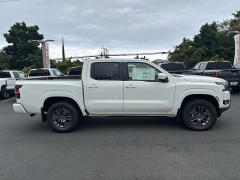 New 2025 Nissan Frontier Crew Cab 4x4 SV at Kama'aina Nissan near Hilo, HI