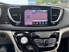 Used 2021  Chrysler Pacifica Hybrid Limited FWD at IK Auto Group near Hilo&comma; HI