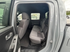 New 2026  Nissan Frontier Crew Cab 4x4 SV at Kama'aina Nissan near Hilo&comma; HI