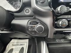 New 2025 Ram 1500 4WD Big Horn Crew Cab 5'7" Box at IK Auto Group near Hilo, HI