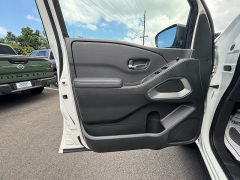 New 2026  Nissan Frontier Crew Cab 4x4 SV at Kama'aina Nissan near Hilo&comma; HI