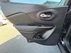 Used 2022  Jeep Cherokee Trailhawk 4x4 at Kama'aina Nissan near Hilo&comma; HI