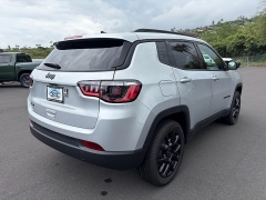 New 2026  Jeep Compass Latitude Altitude 4x4 at IK Auto Group near Hilo&comma; HI