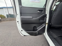 Used 2024  Nissan Frontier Crew Cab 4x4 SV at IK Auto Group near Hilo&comma; HI