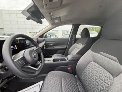 New 2026  Nissan Kicks SV FWD at Kama'aina Nissan near Hilo&comma; HI