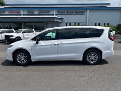 New 2025 Chrysler Pacifica Select FWD at IK Auto Group near Hilo, HI