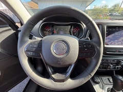 Used 2022  Jeep Cherokee Trailhawk 4x4 at Kama'aina Nissan near Hilo&comma; HI