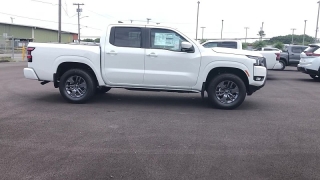 New 2025 Nissan Frontier Crew Cab 4x4 SV at Kama'aina Nissan near Hilo, HI