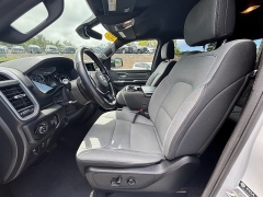 Used 2021  Ram 1500 4WD Big Horn Crew Cab 5'7" Box at Kama'aina Nissan near Hilo&comma; HI