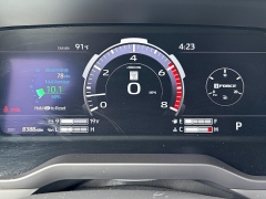 Used 2024  Toyota Tundra 4WD Platinum CrewMax 5&period;5ft Bed at Kama'aina Nissan near Hilo&comma; HI