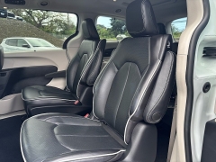 Used 2021  Chrysler Pacifica Hybrid Limited FWD at IK Auto Group near Hilo&comma; HI