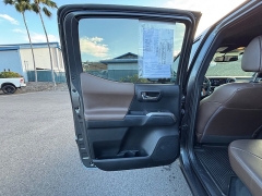 Used 2016  Toyota Tacoma 4WD Double Cab Limited at Kona Nissan near Kailua Kona&comma; HI