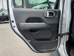 Used 2023  Jeep Gladiator Overland 4x4 at IK Auto Group near Hilo&comma; HI