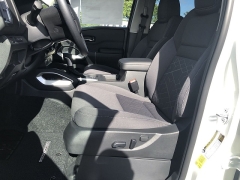 New 2026  Nissan Frontier Crew Cab 4x4 Long Bed SV at Kama'aina Nissan near Hilo&comma; HI