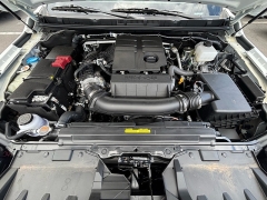New 2026  Nissan Frontier Crew Cab 4x4 SV at Kama'aina Nissan near Hilo&comma; HI