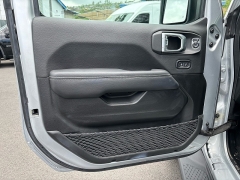 Used 2023  Jeep Gladiator Overland 4x4 at IK Auto Group near Hilo&comma; HI