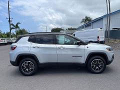 Used 2025  Jeep Compass Trailhawk 4x4 at Kama'aina Nissan near Hilo&comma; HI