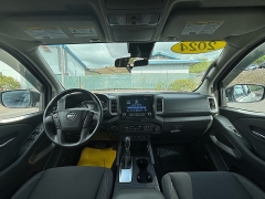 Used 2024  Nissan Frontier Crew Cab 4x4 SV at IK Auto Group near Hilo&comma; HI